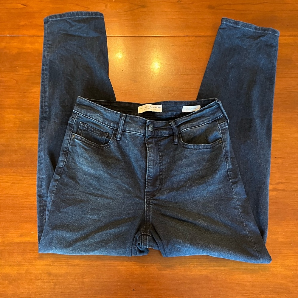 Social Standard by Sanctuary Women’s Jeans Slim Straight Dark Wash Size 4